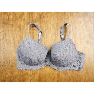 Delta Burke Bra Womens Size 38C Purple Floral Lightly Lined Padded Back Closure